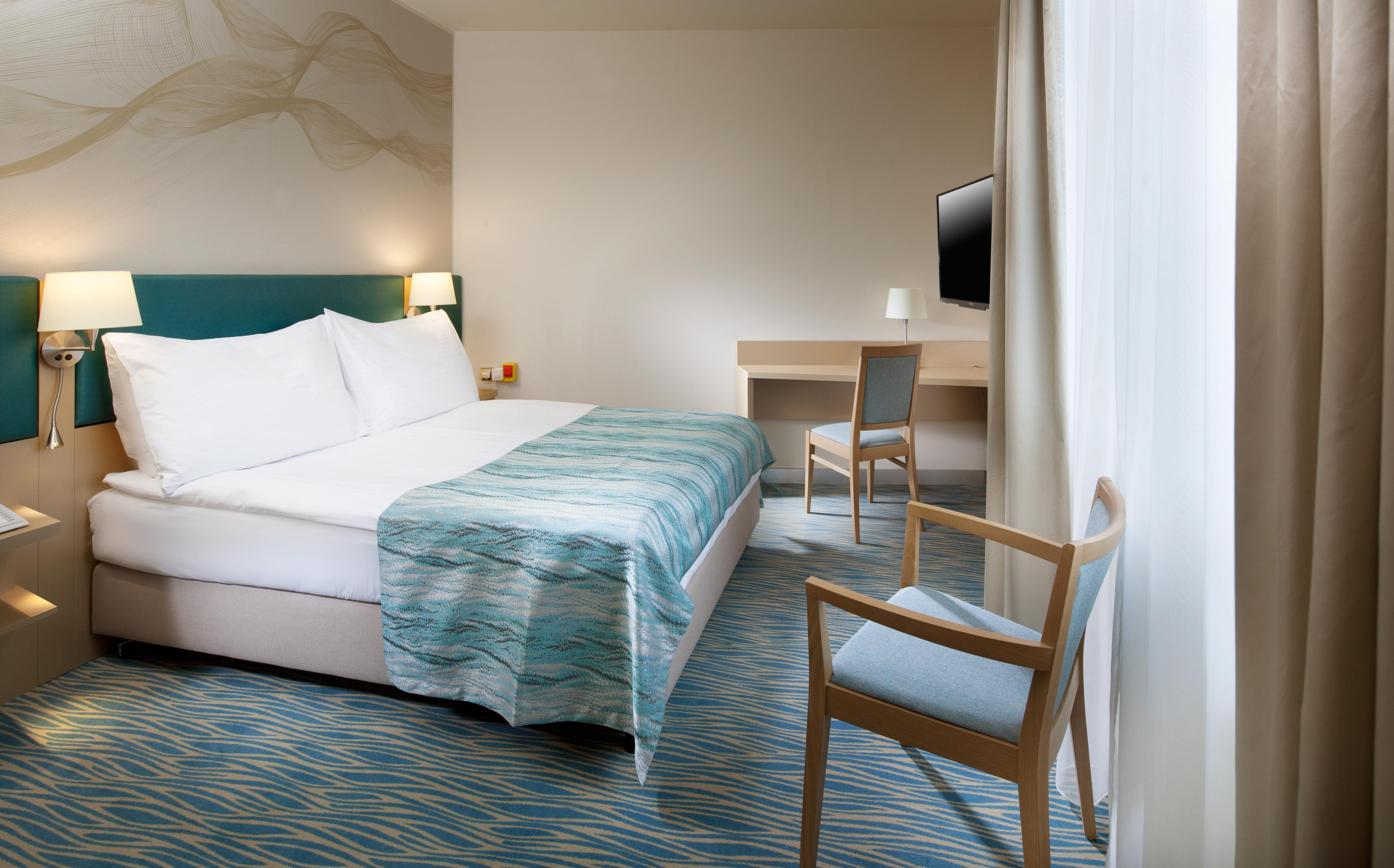 Hotell By Ihg 4*