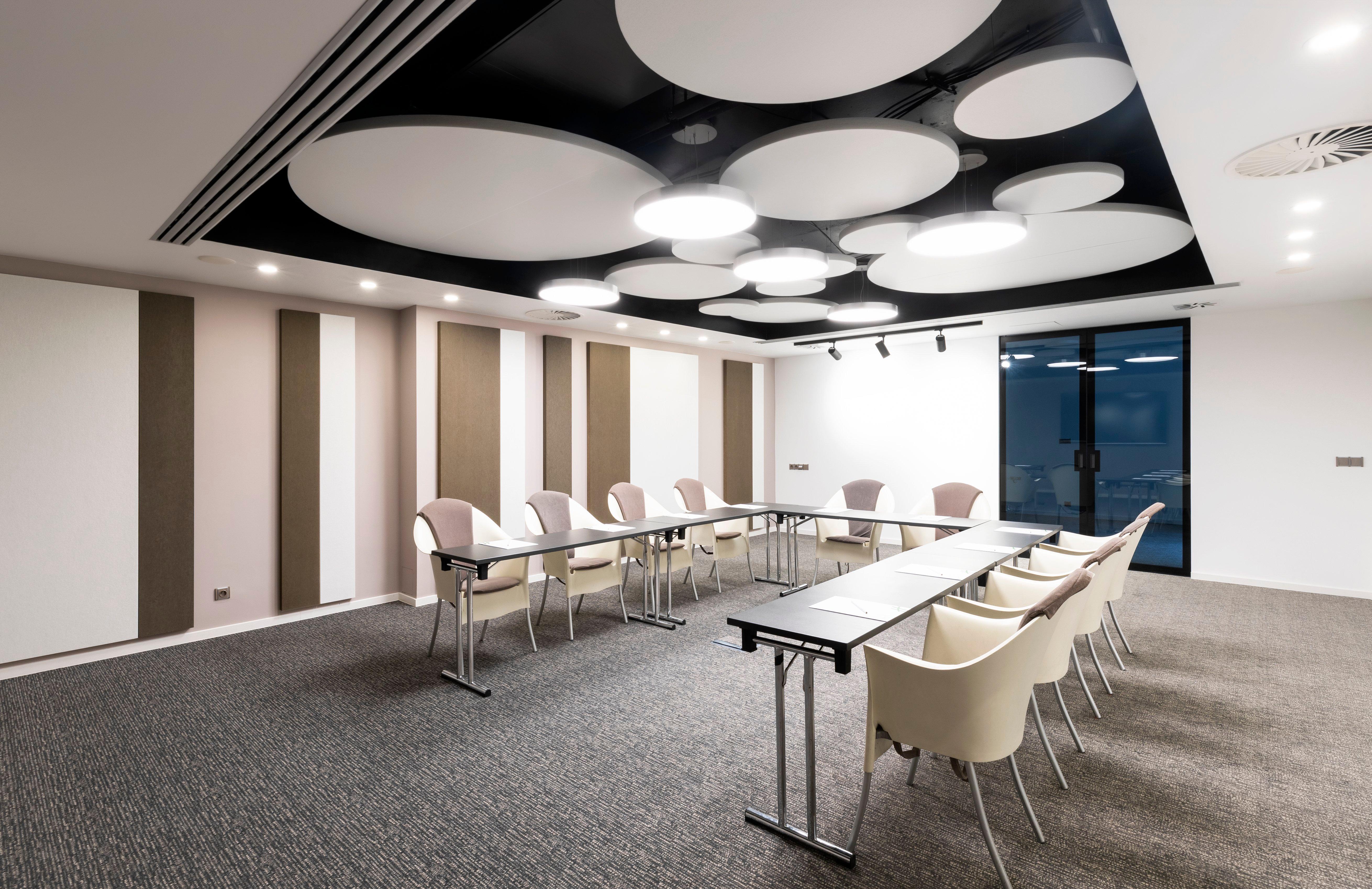 By Ihg 4* Prag